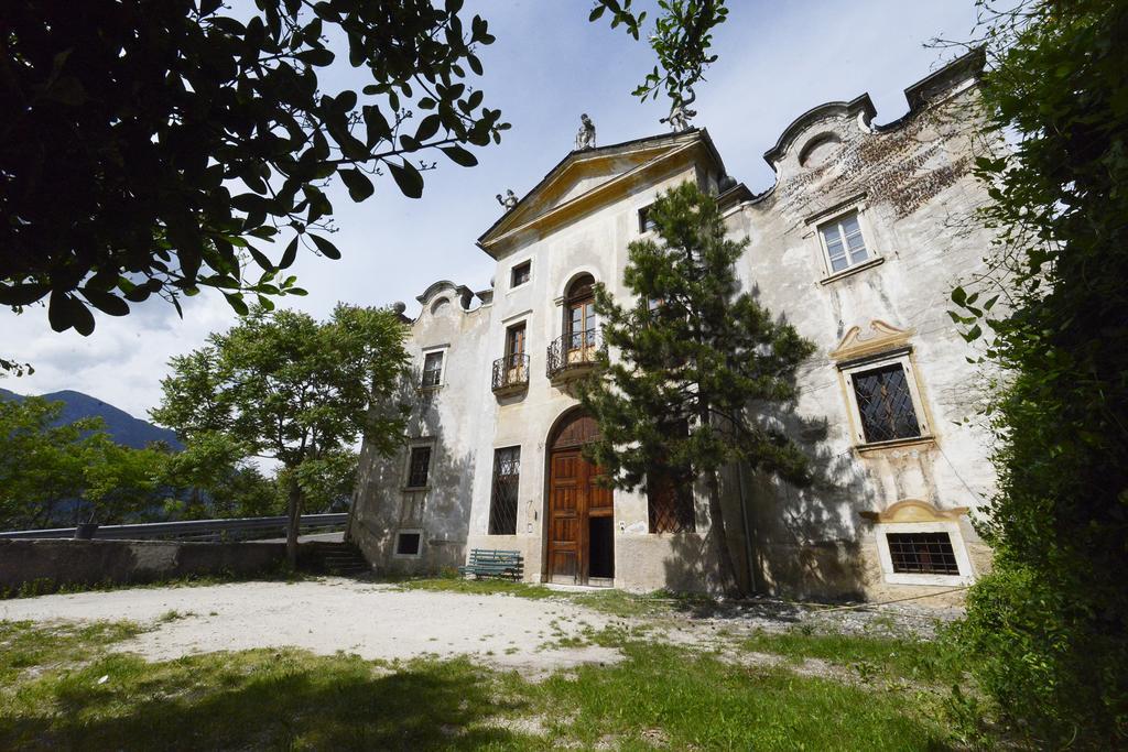 Villa Bertagnolli - Locanda Del Bel Sorriso เตรนโต ภายนอก รูปภาพ