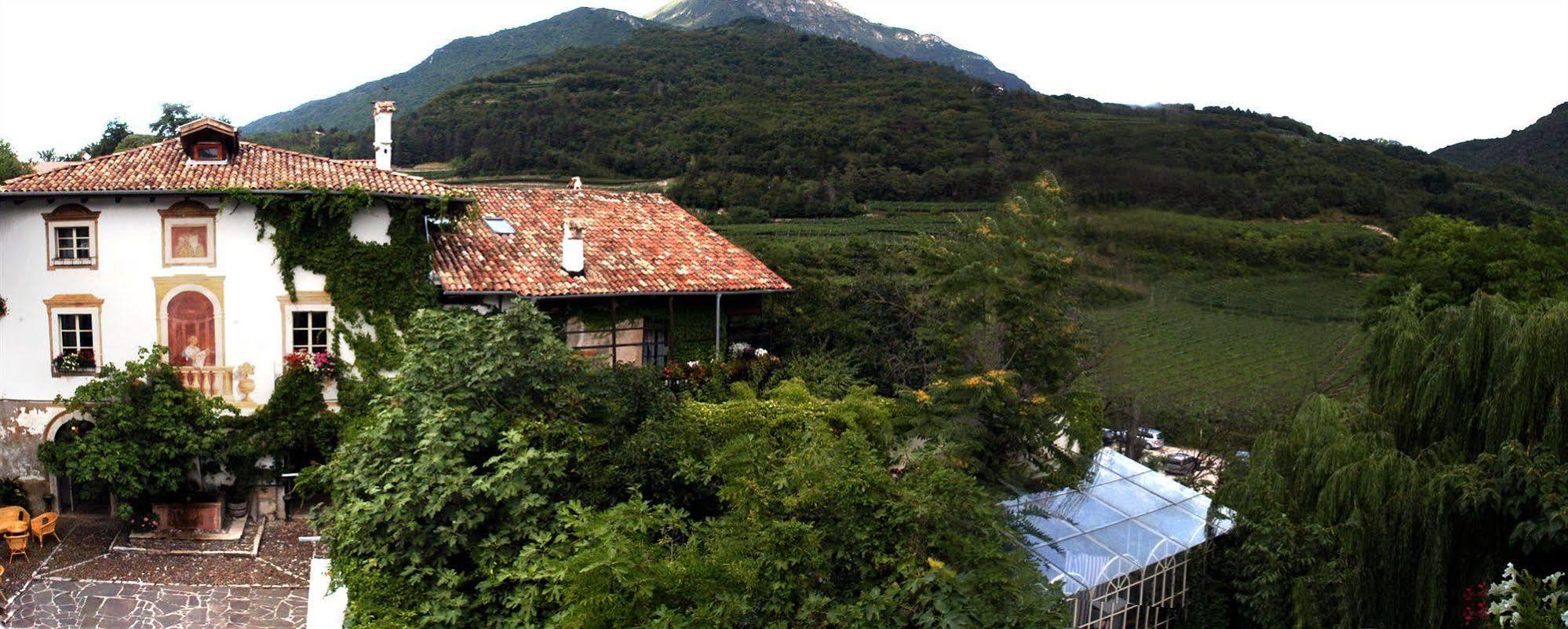Villa Bertagnolli - Locanda Del Bel Sorriso เตรนโต ภายนอก รูปภาพ