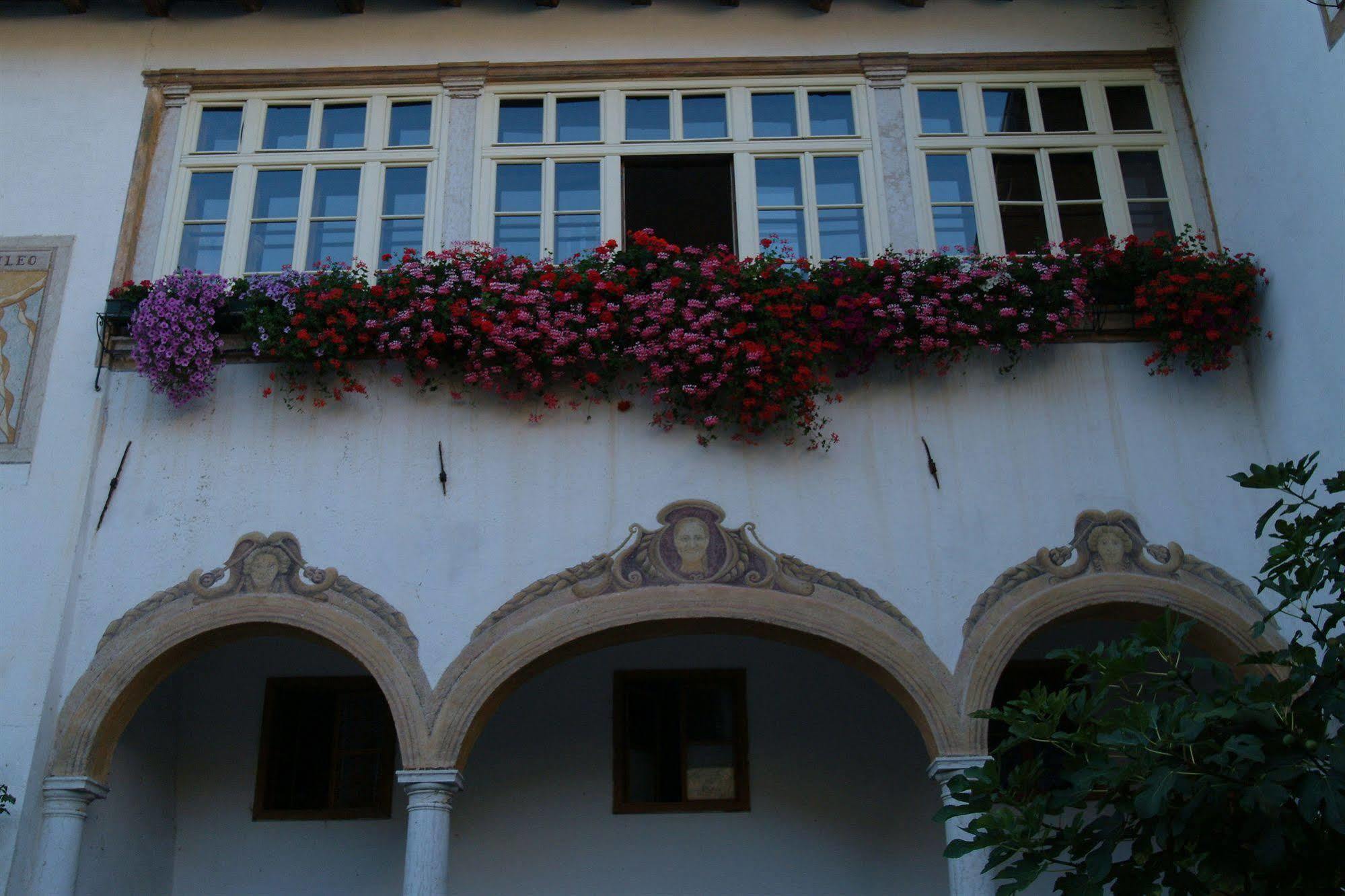 Villa Bertagnolli - Locanda Del Bel Sorriso เตรนโต ภายนอก รูปภาพ